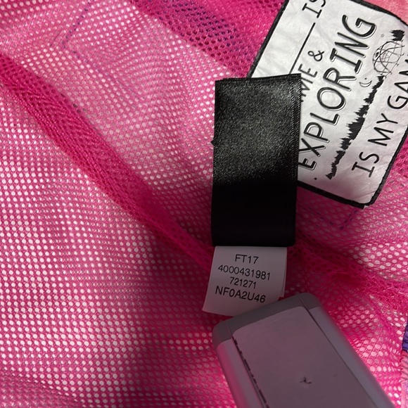 The North Face  Tailout Rain Jacket - Picture 9 of 9